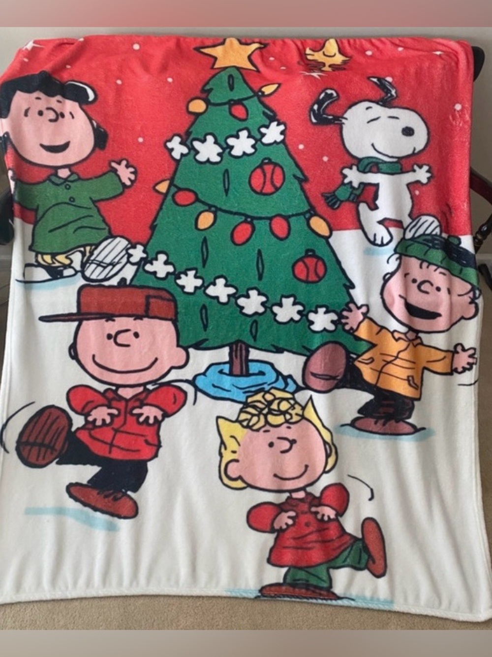 Peanuts Holiday Throw Blanket - Red, Green, White